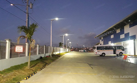Farola LED solar de 40 W, gran oferta en Panamá