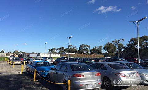 LRC30W para estacionamiento de vehículos en Australia en junio