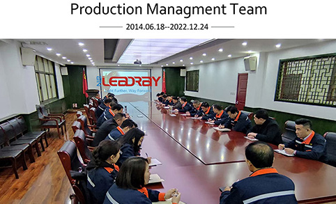 Fabricante de farolas solares LED y equipo de gestión de producción Los fabricantes de farolas solares eligieron a LEADRAY