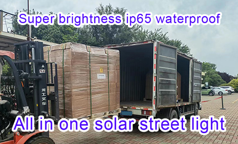 Farola solar LED todo en uno de 300 unidades, 100 W, precio económico, autolimpiable, enviada a clientes de Bangladesh.