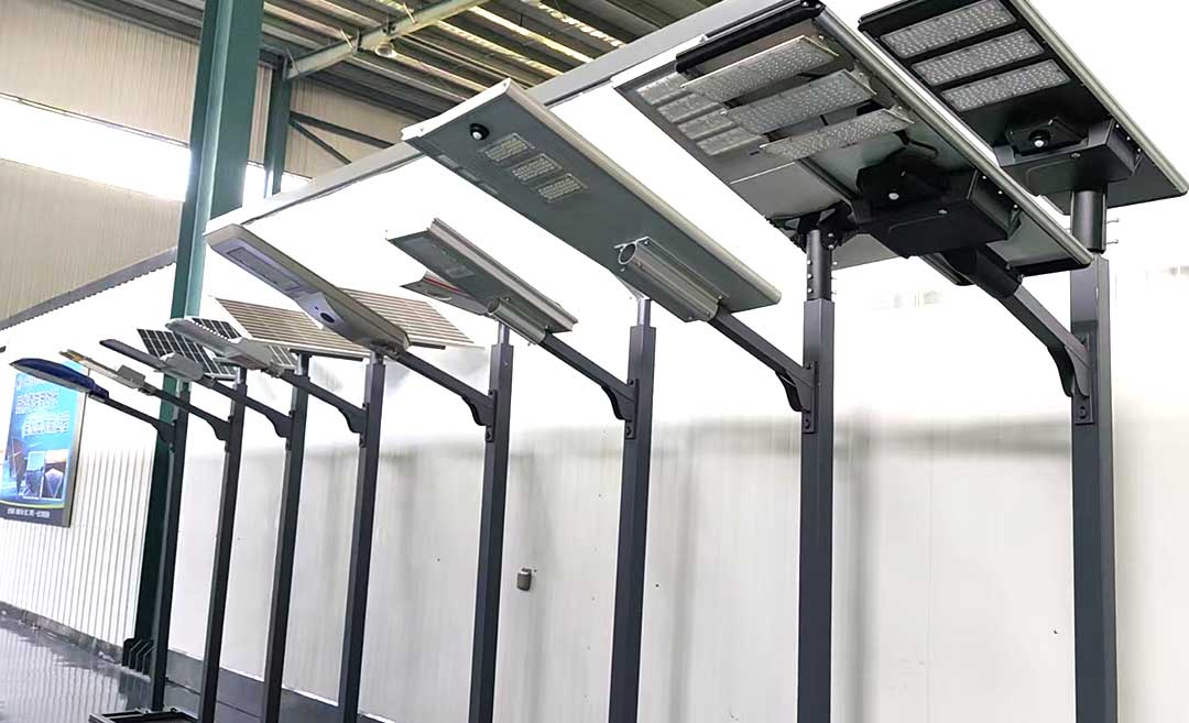 Farolas solares de fábrica (LED de 40 W, 60 W, 120 W, 150 W y 180 W): selección, aplicación y ventajas operativas