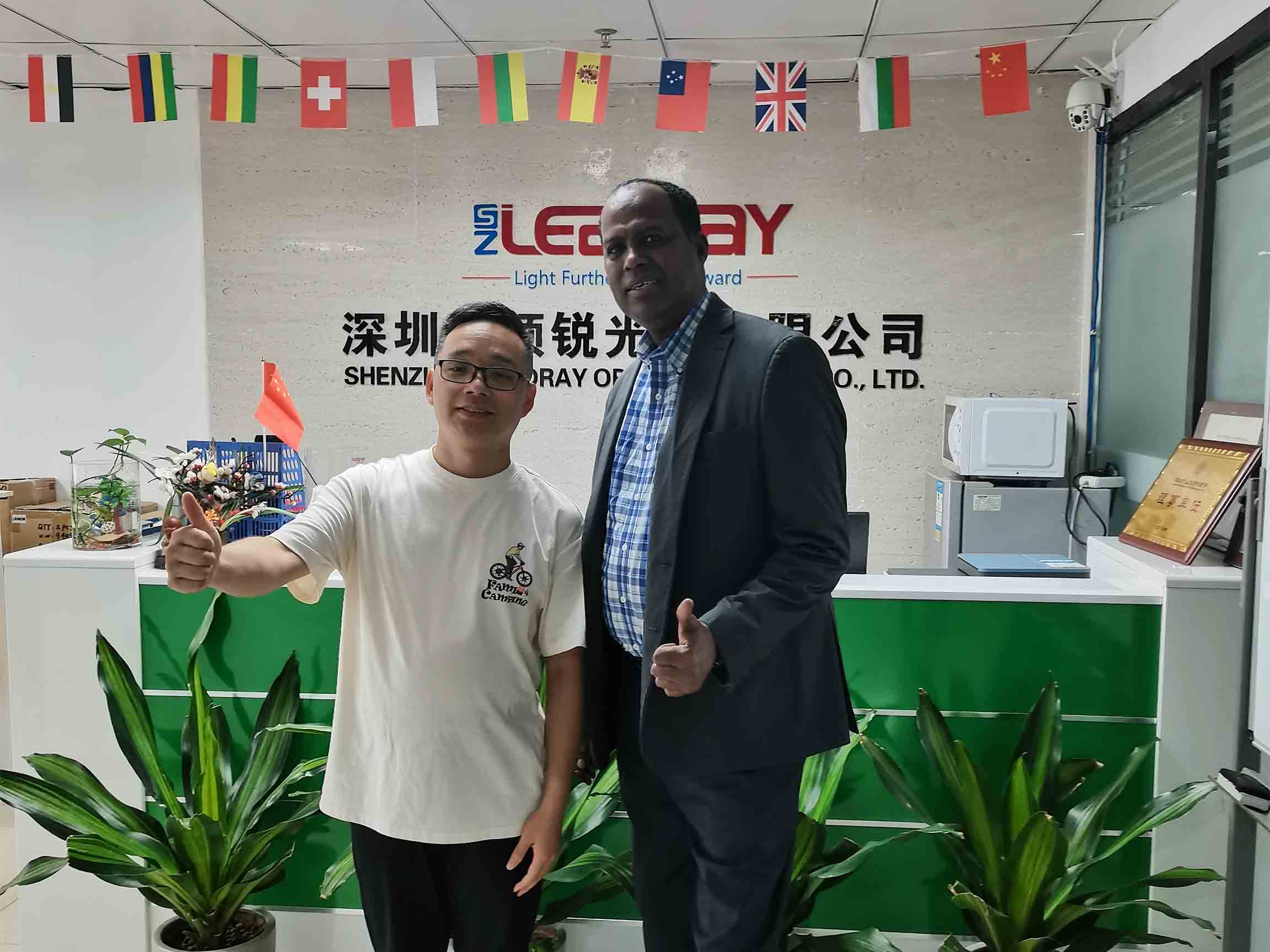 Welcome our friend from Nigeria visiting our solar light factory.